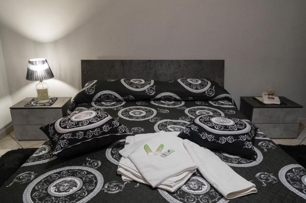 Apartamento Terrazza Sant Antonio Nápoles Exterior foto