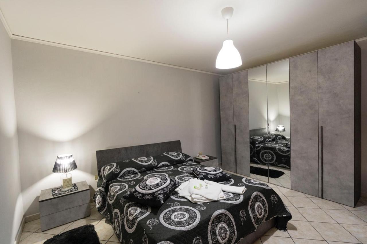 Apartamento Terrazza Sant Antonio Nápoles Exterior foto